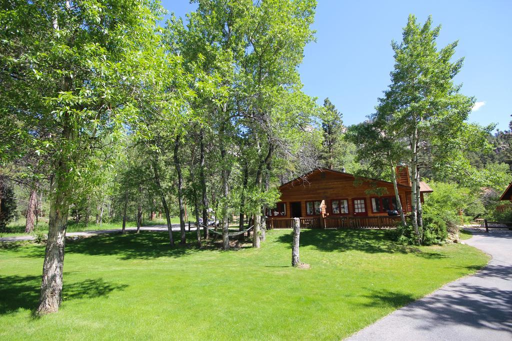 Hotel Streamside On Fall River à Estes Park Extérieur photo