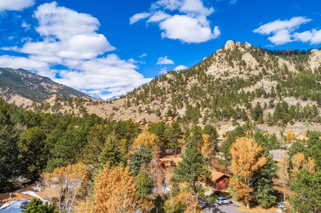 Hotel Streamside On Fall River à Estes Park Extérieur photo